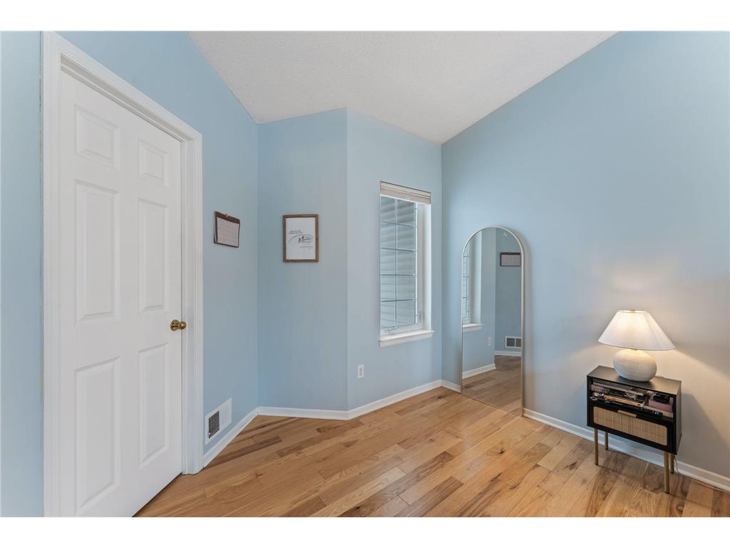 1948 Mainstreet Hopkins MN 55343 7009509 image22