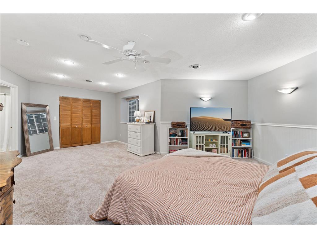 1948 Mainstreet Hopkins MN 55343 7009509 image27