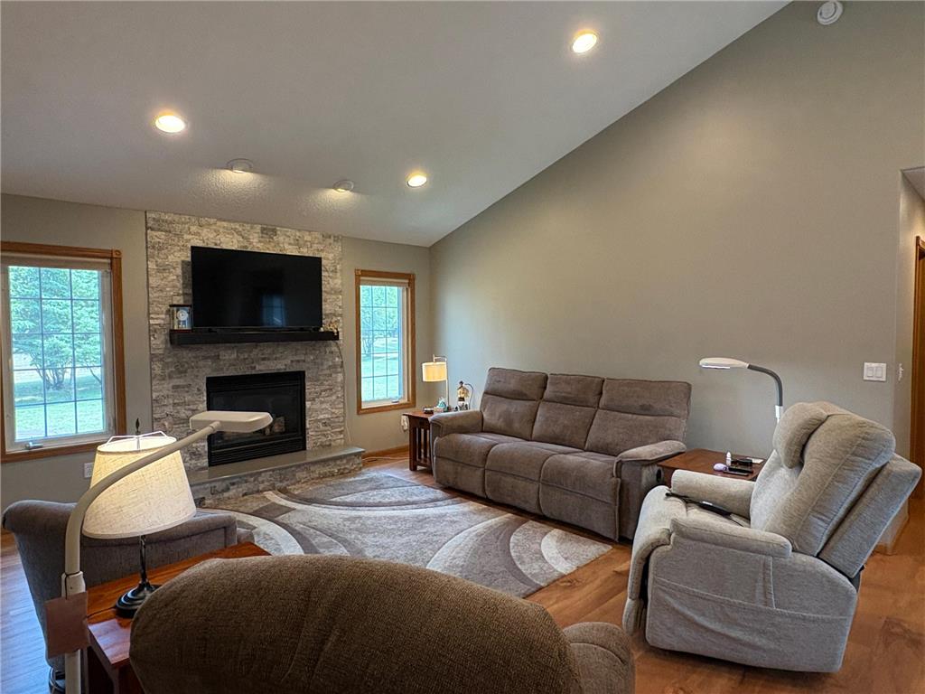 1949 51st Avenue N Moorhead MN 56560 7114591 image17