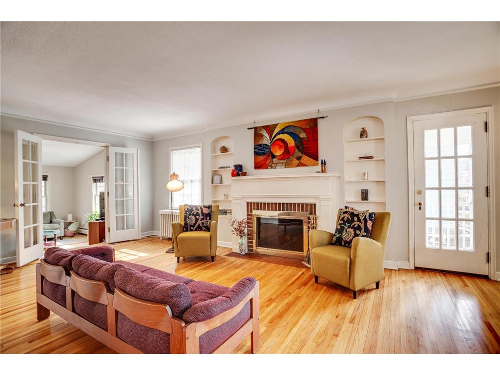 1949 E River Terrace Minneapolis MN 55414 7078761 image3