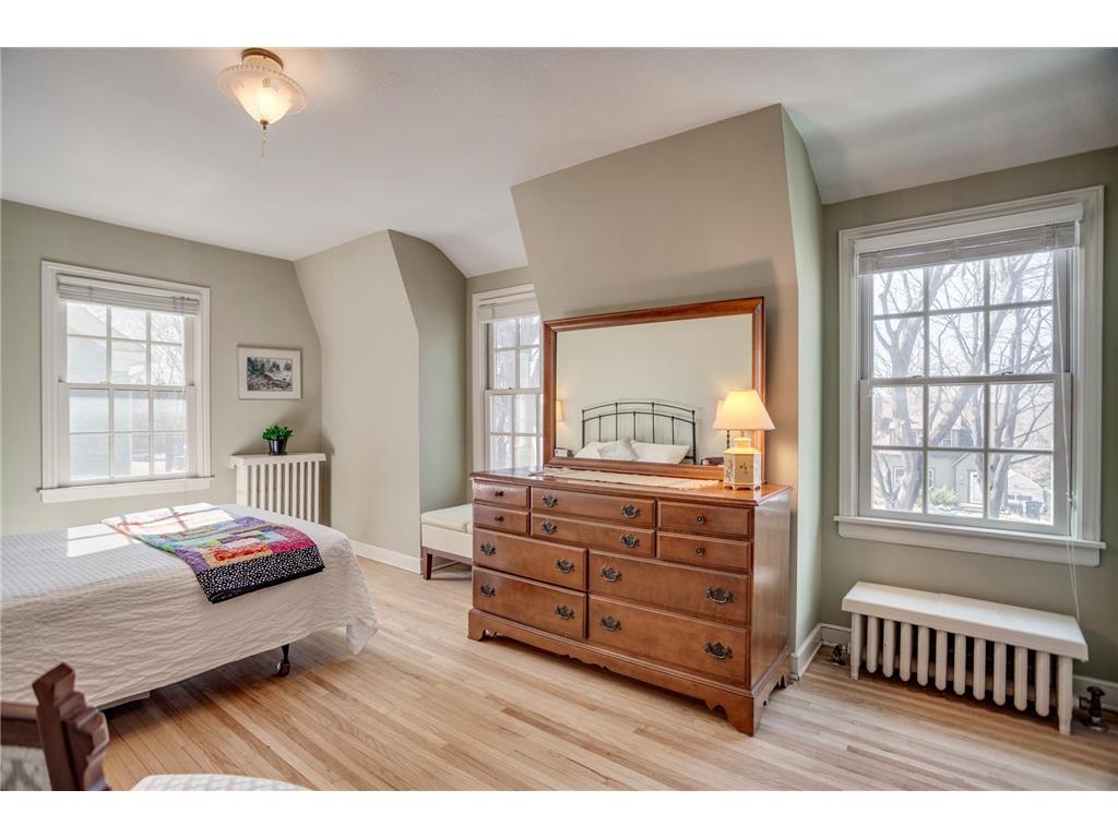 1949 E River Terrace Minneapolis MN 55414 7078761 image34