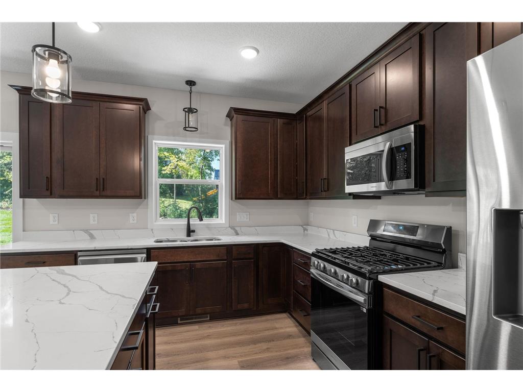 19498 Carson Court NW Elk River MN 55330 6793537 image10