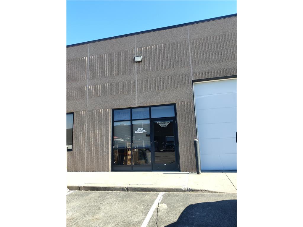 195 Bridgepoint Drive South Saint Paul MN 55075 6506186 image1