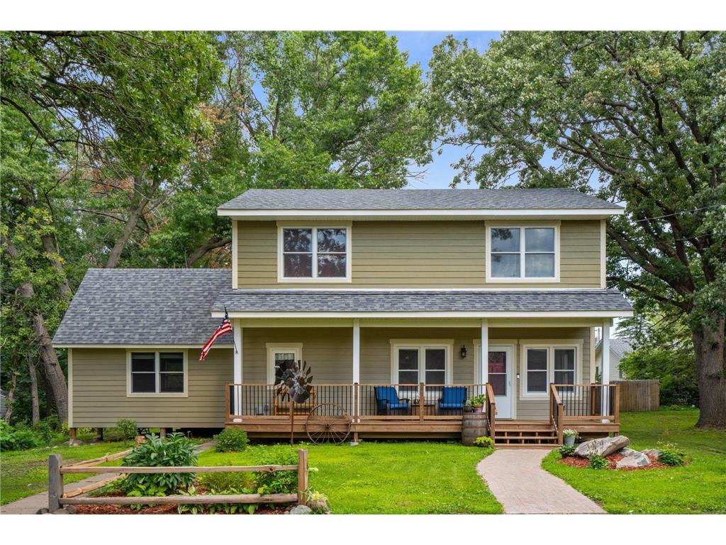 195 Hickory Street Mahtomedi MN 55115 6412568 image1