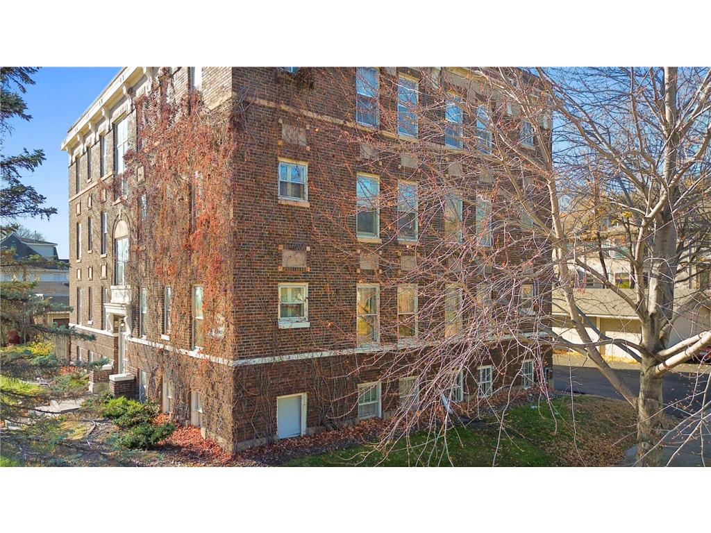 195 Lexington Parkway N Saint Paul MN 55104 7028626 image15