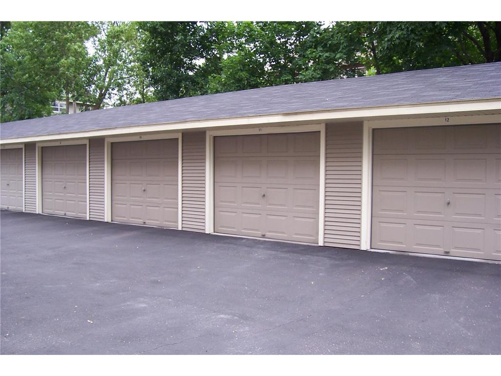 195 Lexington Parkway N Saint Paul MN 55104 7028626 image22