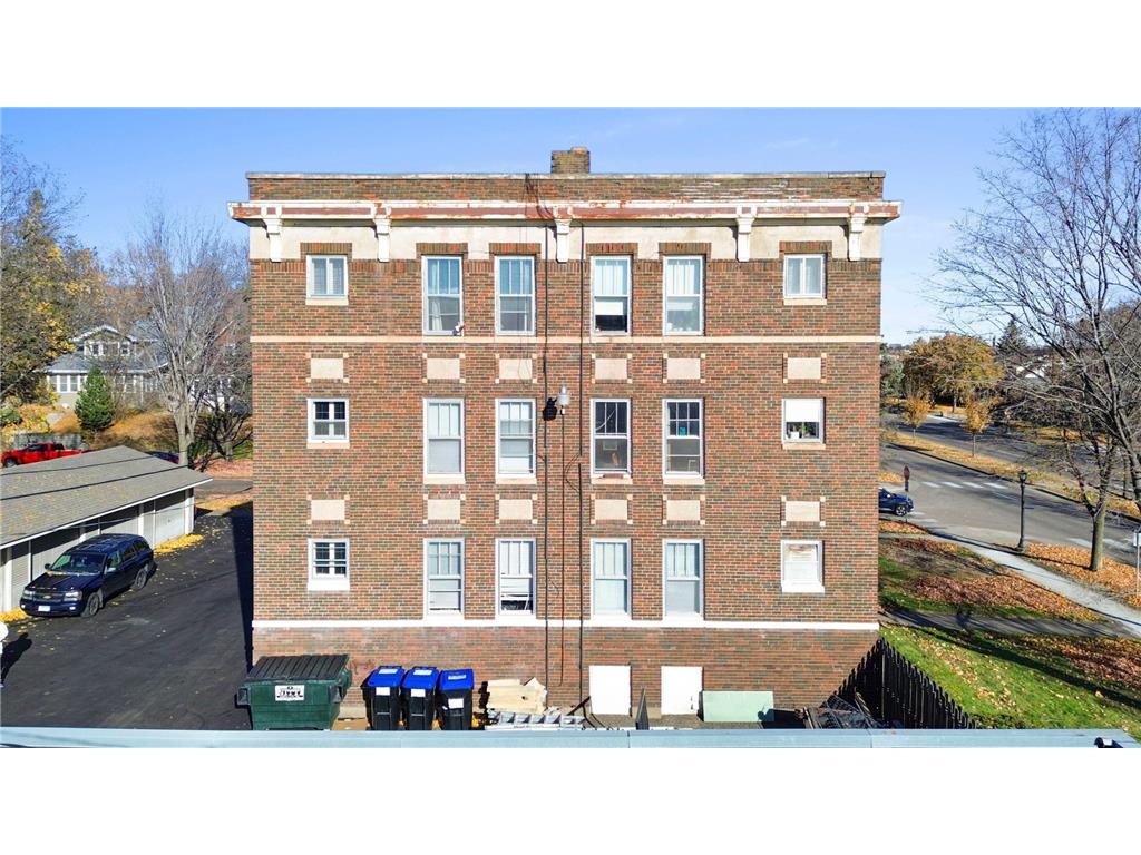 195 Lexington Parkway N Saint Paul MN 55104 7028626 image4