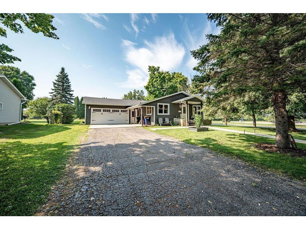 195 W Humble Avenue Ellsworth WI 54011 7033089 image1