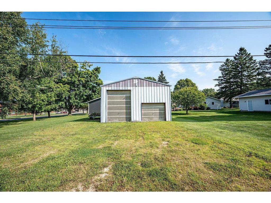 195 W Humble Avenue Ellsworth WI 54011 7033089 image23