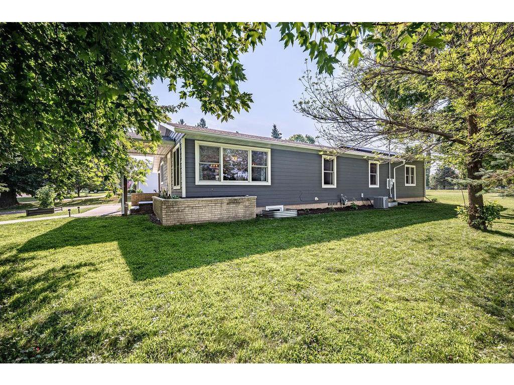 195 W Humble Avenue Ellsworth WI 54011 7033089 image24