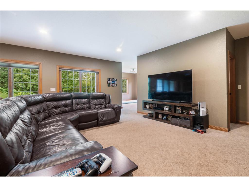 1950 Middle Lane Duluth MN 55811 6784238 image30