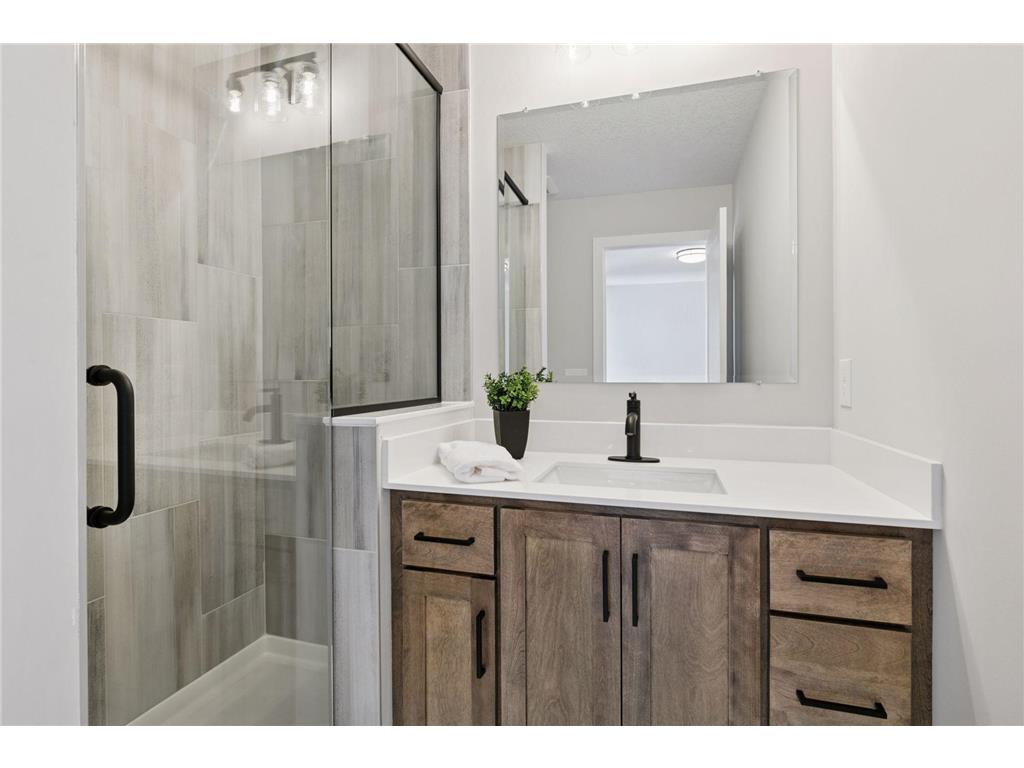 19505 Hamburg Avenue Lakeville MN 55044 6810664 image17