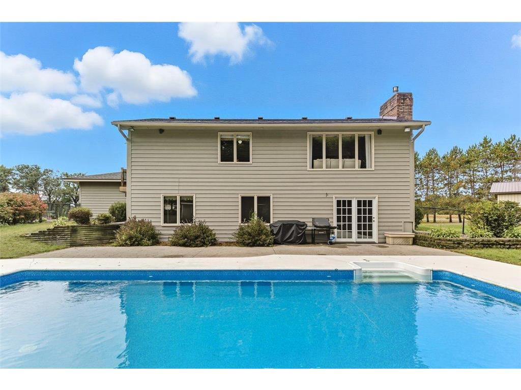 1951 205th Avenue NW Oak Grove MN 55011 6775774 image1