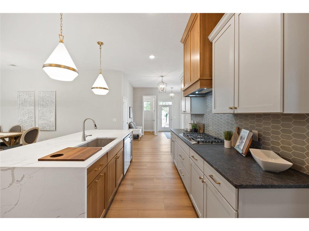 1951 Woods Point Waconia MN 55387 6801758 image11