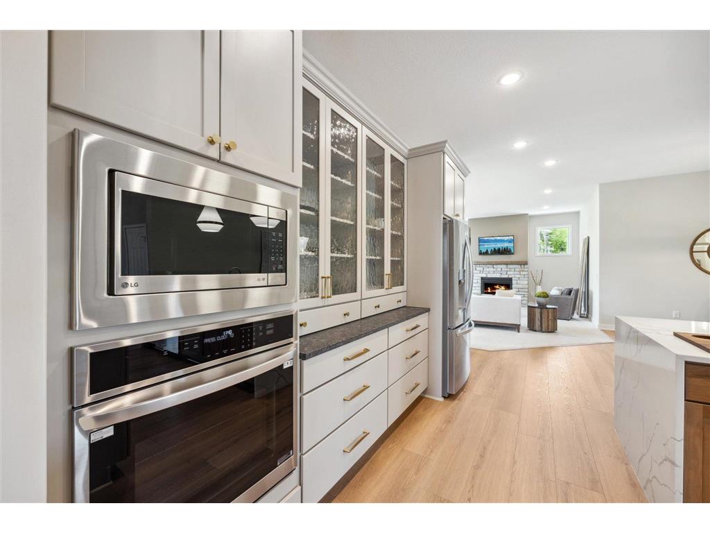 1951 Woods Point Waconia MN 55387 6801758 image15