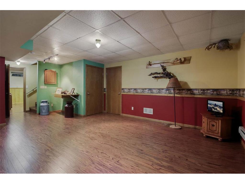 1952 16 1/2 Avenue Stanley Twp WI 54822 6788479 image29