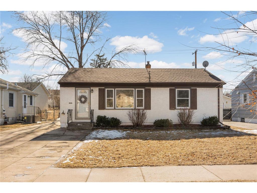 1952 Field Avenue Saint Paul MN 55116 6676679 image1