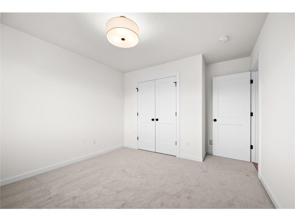 1952 Lusitano Street Shakopee MN 55379 7067005 image17