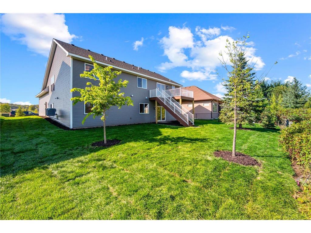 1952 Lusitano Street Shakopee MN 55379 7067005 image32