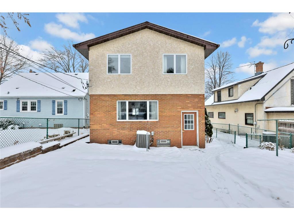 1952 Mckinley Street NE Minneapolis MN 55418 6825225 image2