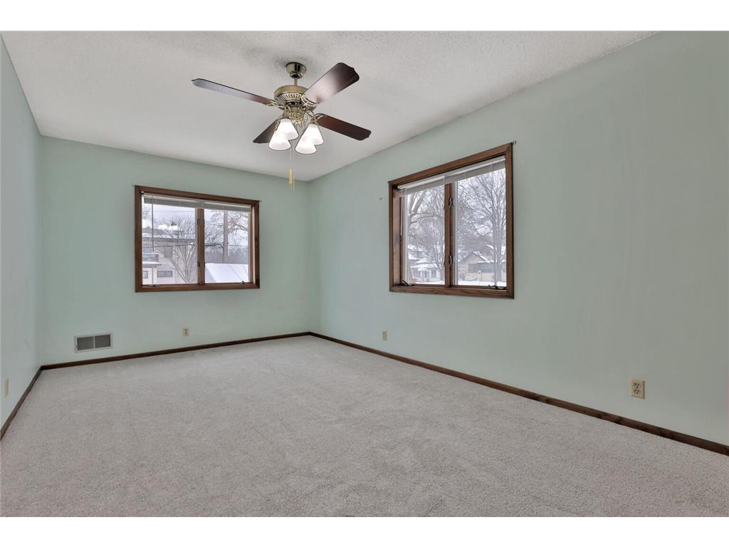 1952 Mckinley Street NE Minneapolis MN 55418 6825225 image26