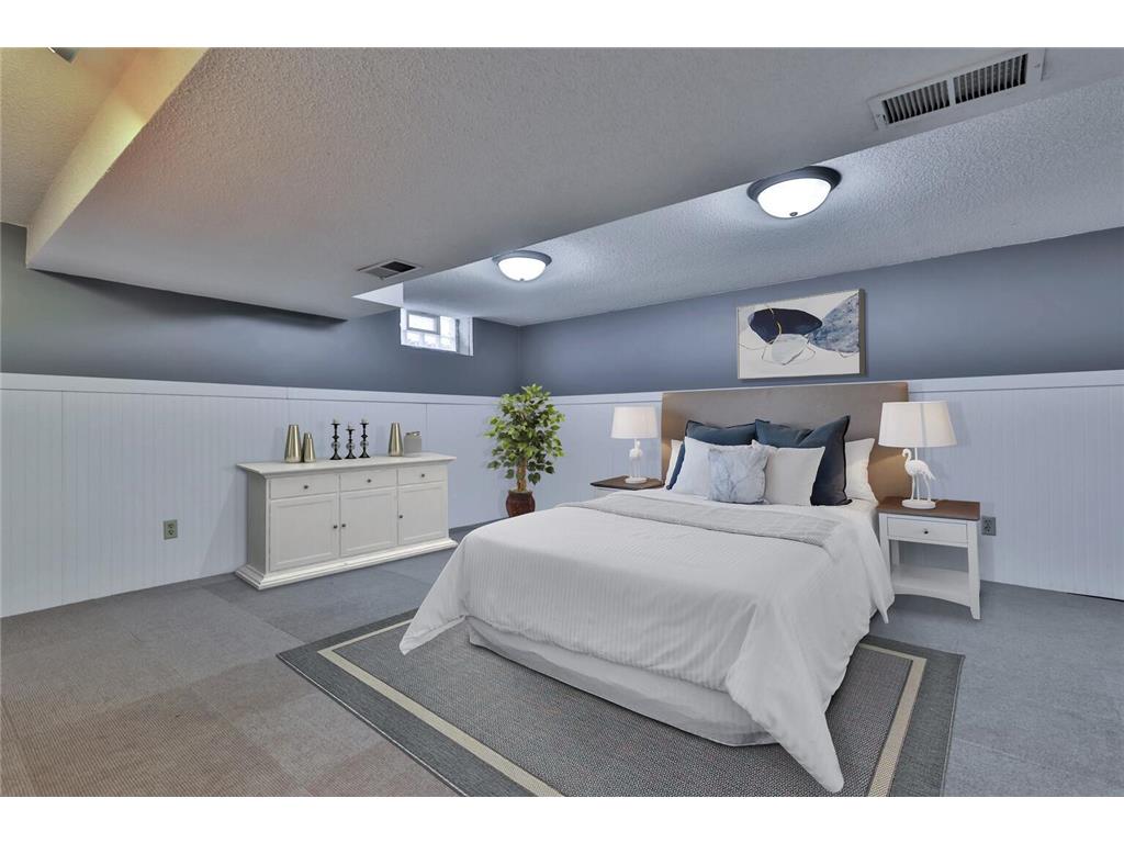 1952 Mckinley Street NE Minneapolis MN 55418 6825225 image34