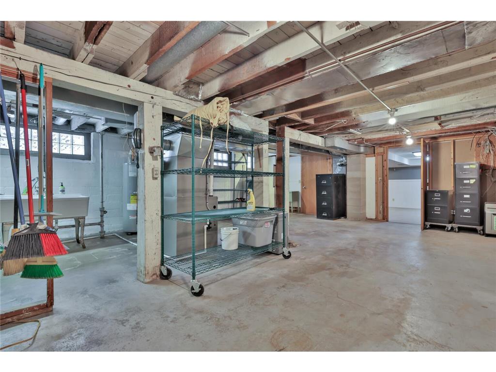 1952 Mckinley Street NE Minneapolis MN 55418 6825225 image49