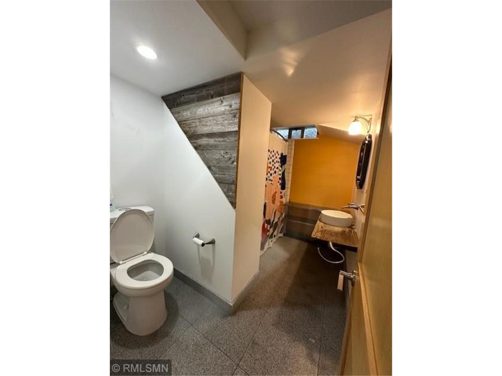 1952 Oak Knoll Drive White Bear Lake MN 55110 - Oak Knoll Pond 6805745 image21