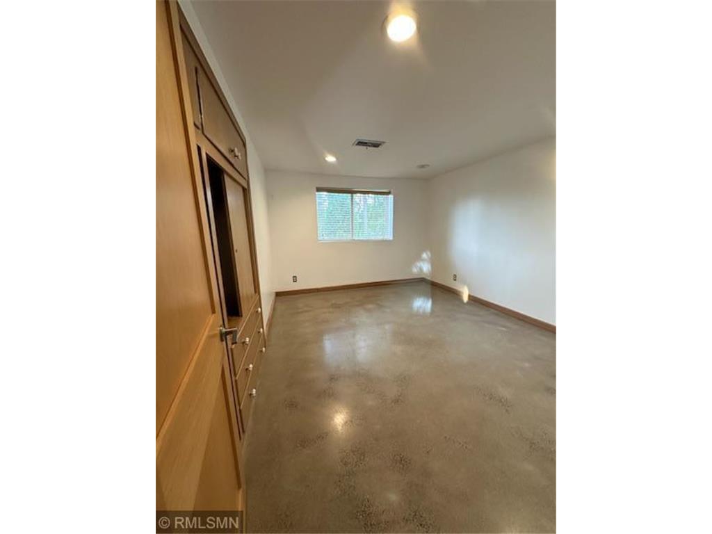 1952 Oak Knoll Drive White Bear Lake MN 55110 - Oak Knoll Pond 6805745 image26