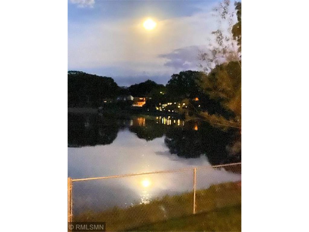 1952 Oak Knoll Drive White Bear Lake MN 55110 - Oak Knoll Pond 6805745 image28