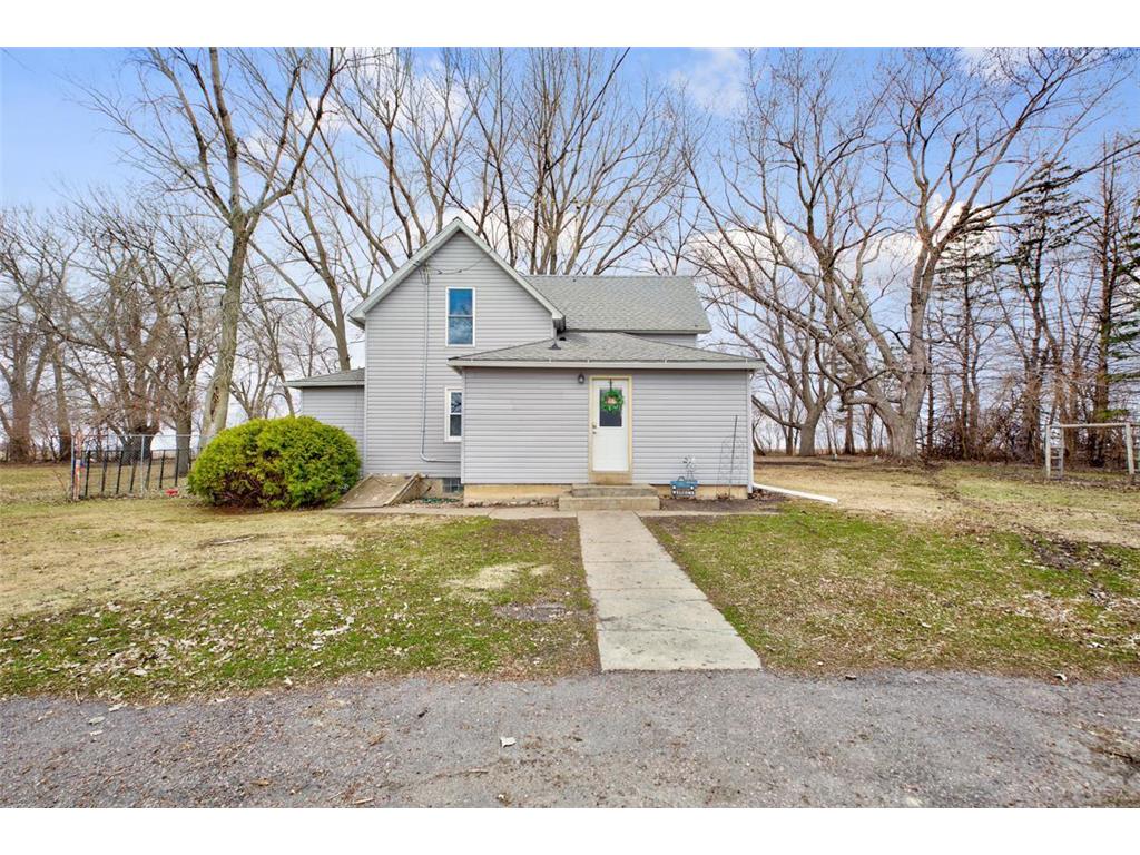 1953 111th Street Slayton MN 56172 6356502 image1