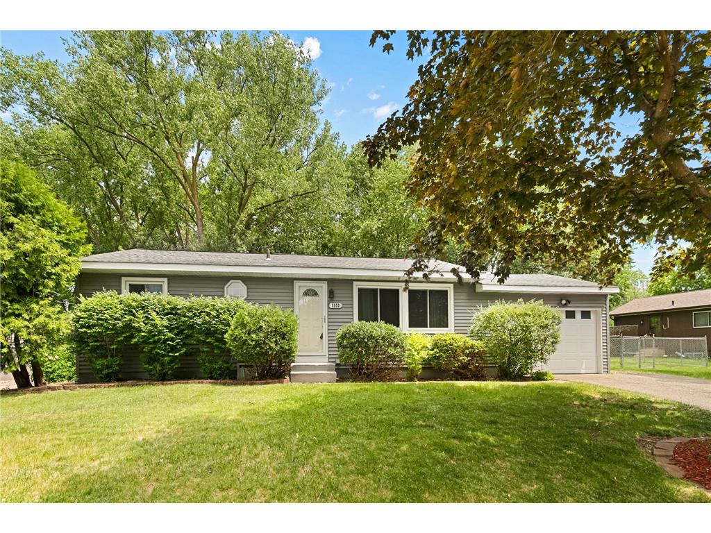 1953 Lakeaires Boulevard White Bear Lake MN 55110 7066172 image1