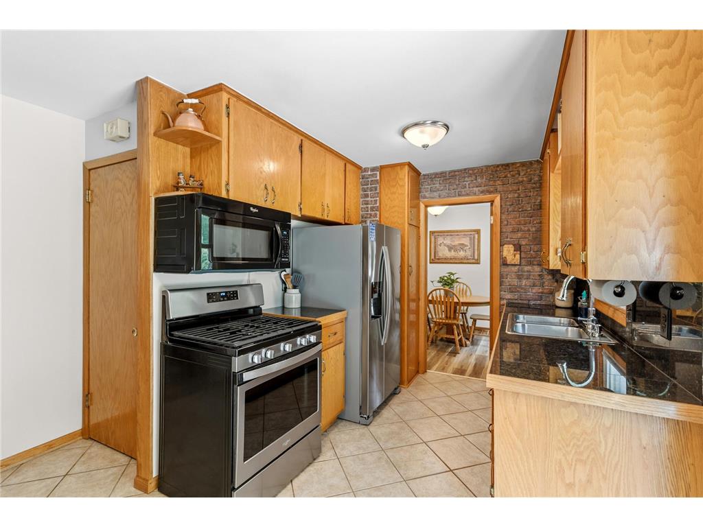1953 Lakeaires Boulevard White Bear Lake MN 55110 7066172 image14