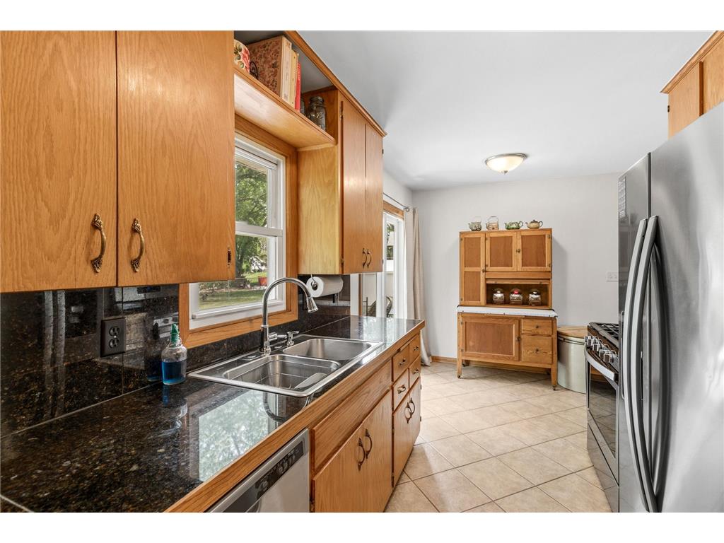 1953 Lakeaires Boulevard White Bear Lake MN 55110 7066172 image16