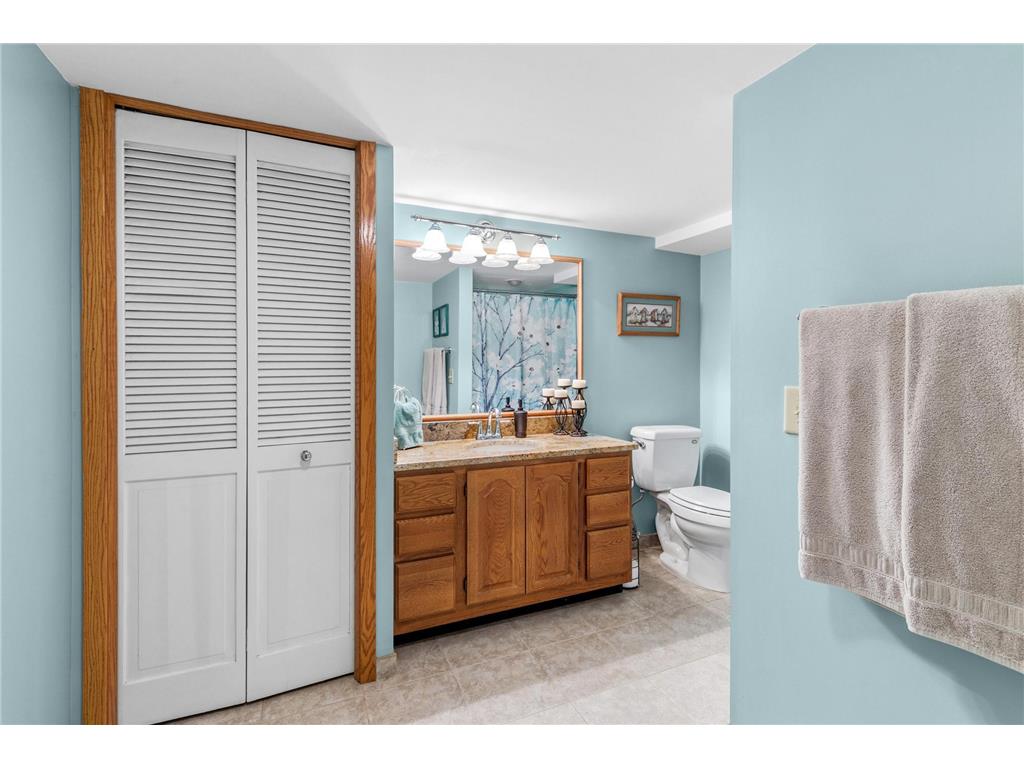 1953 Lakeaires Boulevard White Bear Lake MN 55110 7066172 image27
