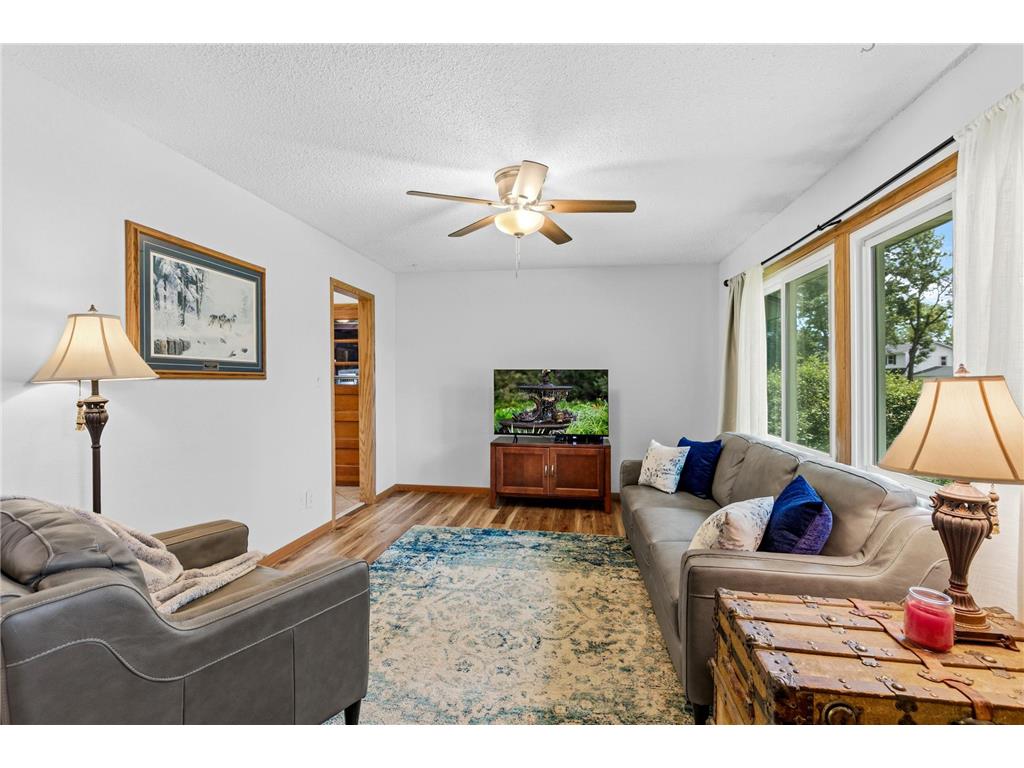1953 Lakeaires Boulevard White Bear Lake MN 55110 7066172 image8