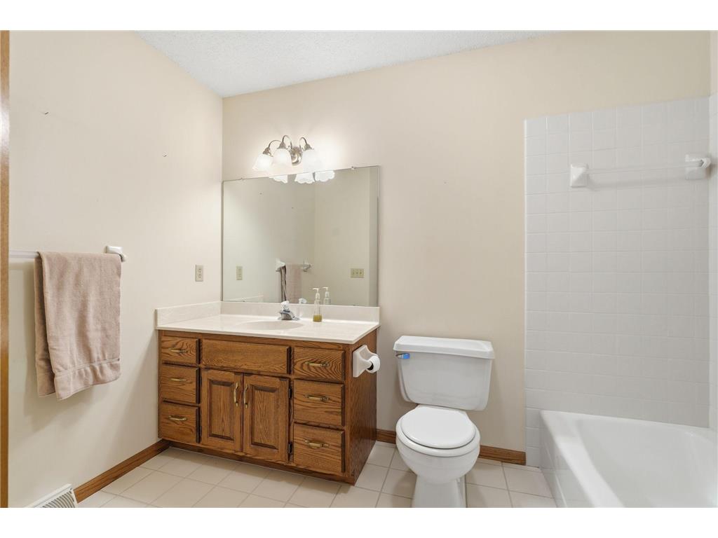 19539 Rochester Street NE East Bethel MN 55011 7059686 image15
