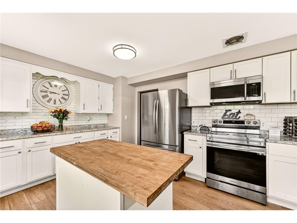 1954 15th Avenue NW Rochester MN 55901 7074936 image12