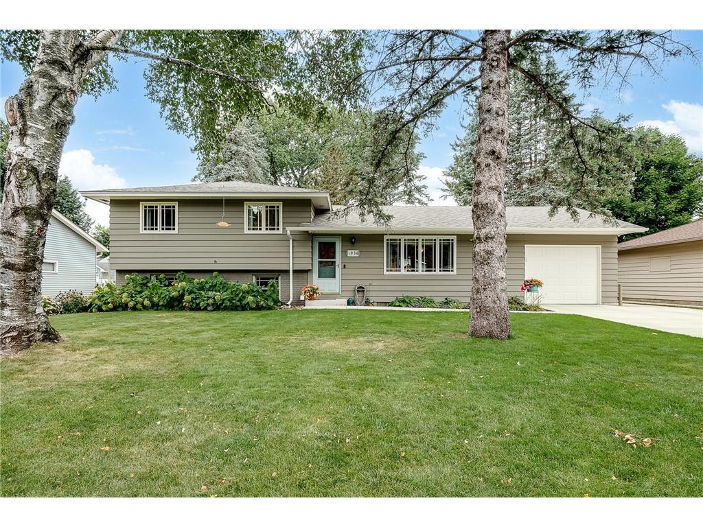 1954 Oak Street Hastings MN 55033 6430218 image1