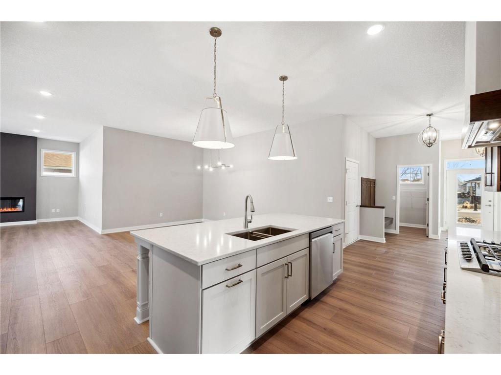 1954 Woods Point Waconia MN 55387 7049004 image20