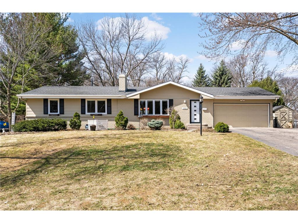 1955 Aquila Avenue N Golden Valley MN 55427 6353604 image1