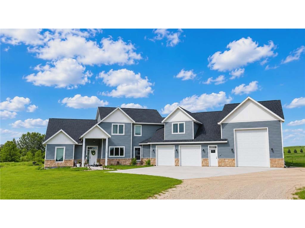 1955 Brownell Street Saint Charles MN 55972 7090138 image1