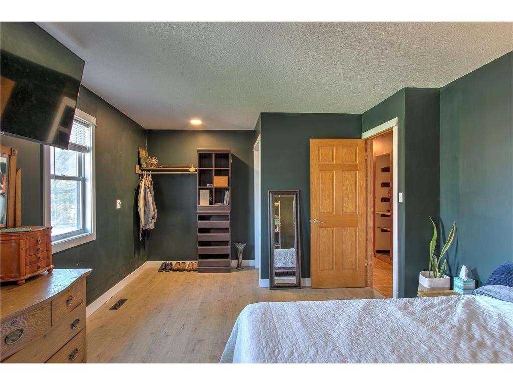 1955 Collin Street Mora MN 55051 7059342 image24