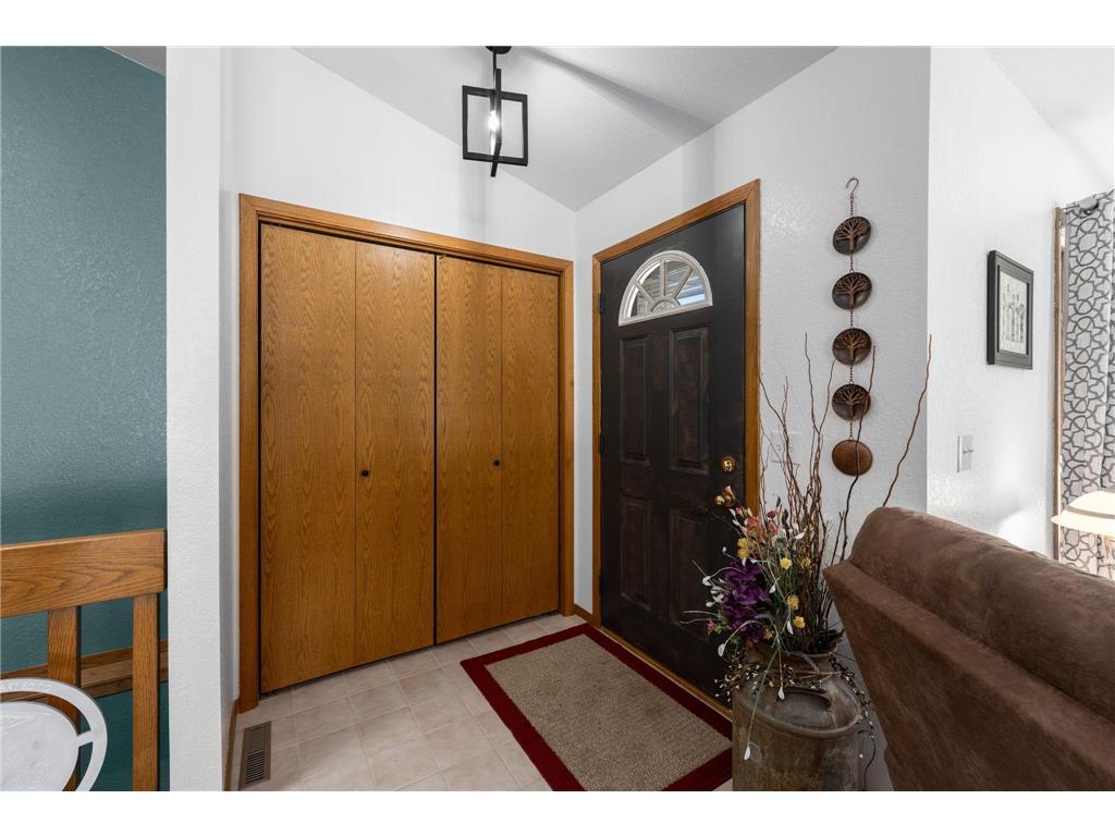 1955 Dorathea Boulevard Worthington MN 56187 7078224 image11