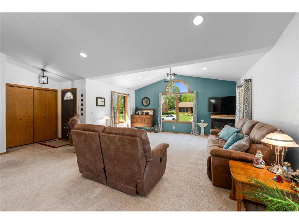 1955 Dorathea Boulevard Worthington MN 56187 7078224 image14