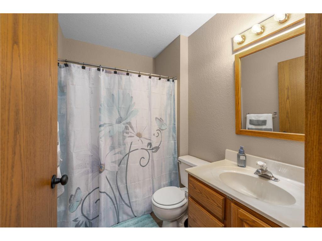 1955 Dorathea Boulevard Worthington MN 56187 7078224 image33