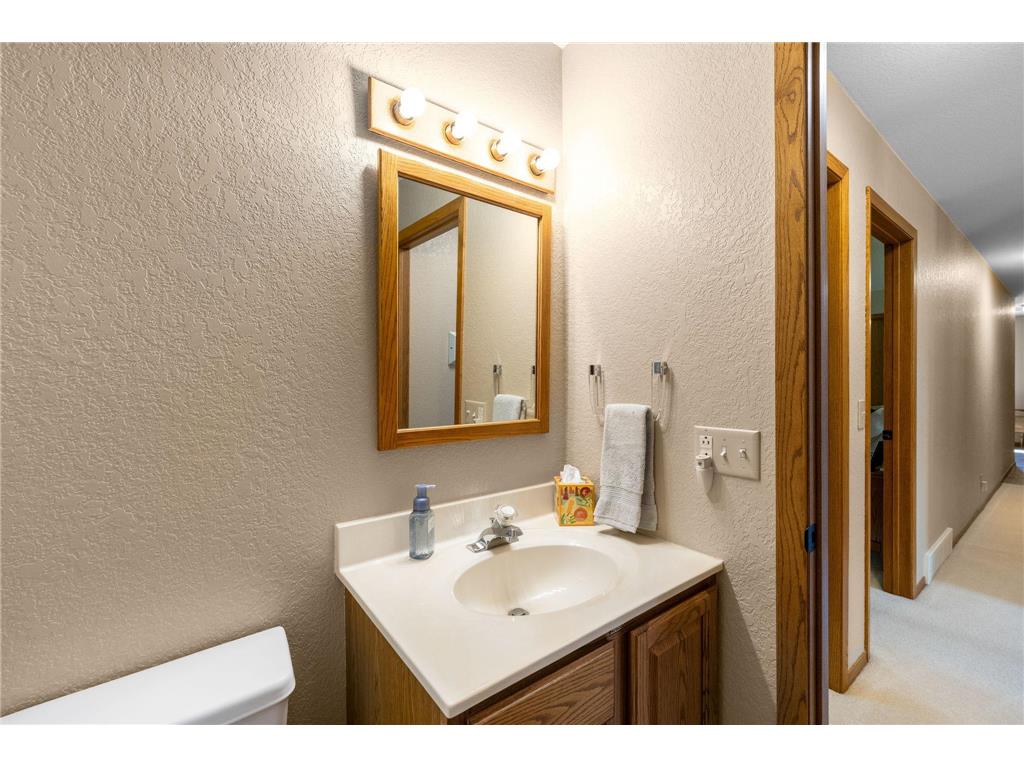 1955 Dorathea Boulevard Worthington MN 56187 7078224 image34