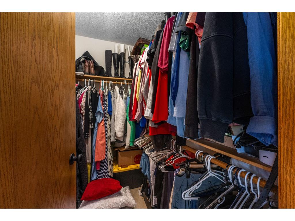 1955 Dorathea Boulevard Worthington MN 56187 7078224 image38
