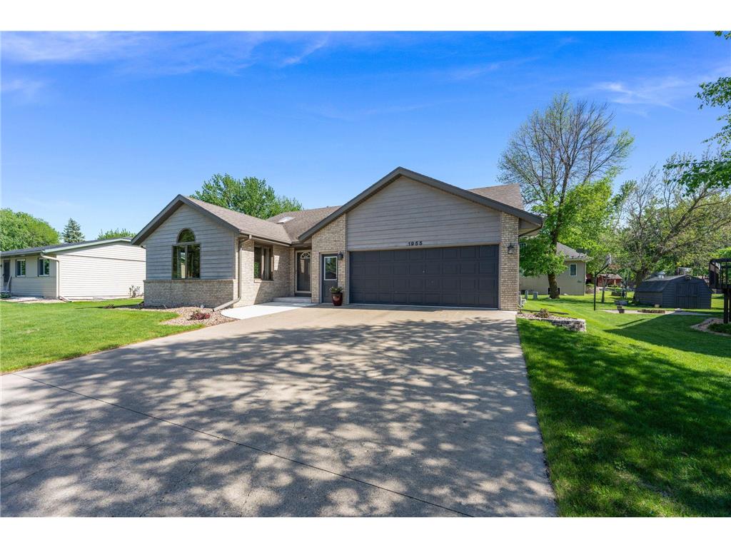 1955 Dorathea Boulevard Worthington MN 56187 7078224 image5