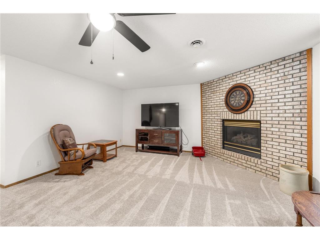 1955 Dorathea Boulevard Worthington MN 56187 7078224 image55